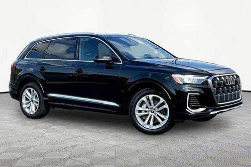 2025 Audi Q7 55 Premium Plus