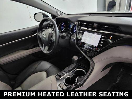 2020 Toyota Camry XLE V6