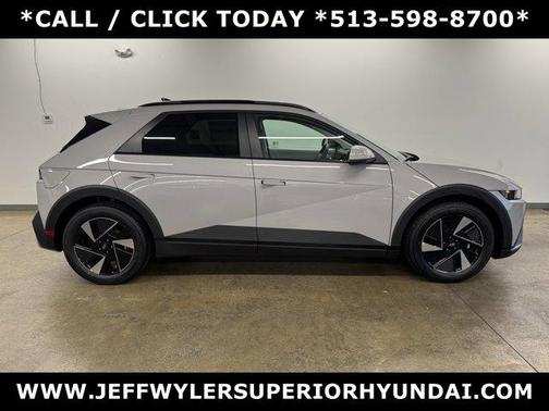 2025 Hyundai IONIQ 5 SEL