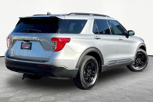 Silver Metallic 2023 Ford Explorer XLT