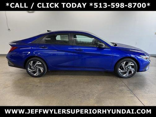 2025 Hyundai ELANTRA HEV SEL Sport