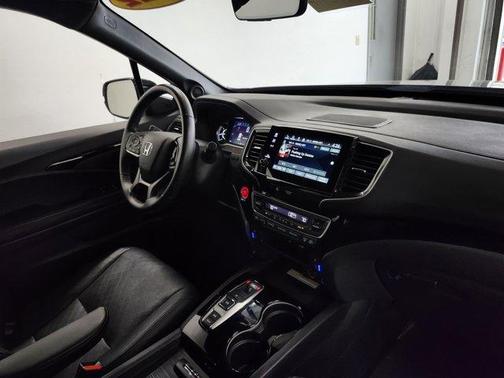 2022 Honda Passport Elite