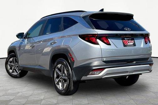 Shimmering Silver 2026 Hyundai TUCSON SEL