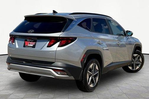 Shimmering Silver 2026 Hyundai TUCSON SEL