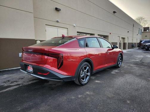 2025 Kia K4 