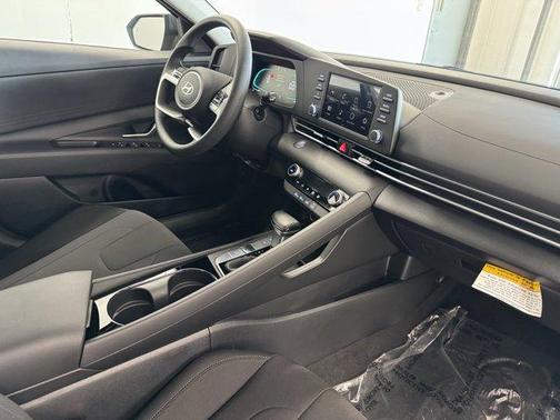 2025 Hyundai ELANTRA HEV Blue