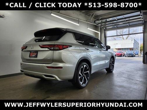 2022 Mitsubishi Outlander SEL