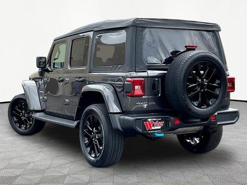 Granite Crystal Clearcoat Metallic 2023 Jeep Wrangler 4xe Sahara