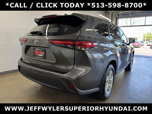 2023 Toyota Highlander L