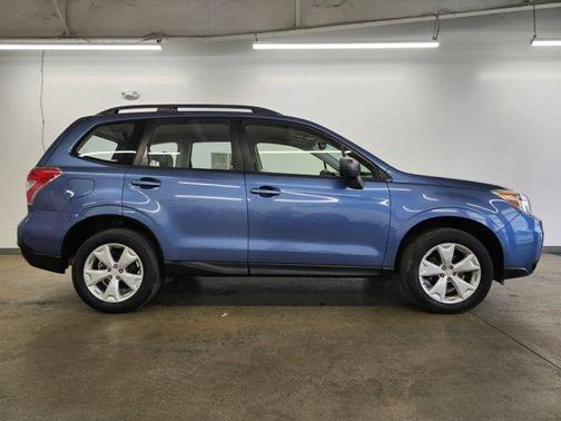 2016 Subaru Forester 2.5i