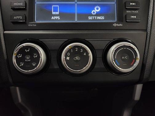 2016 Subaru Forester 2.5i