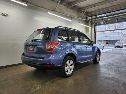 2016 Subaru Forester 2.5i