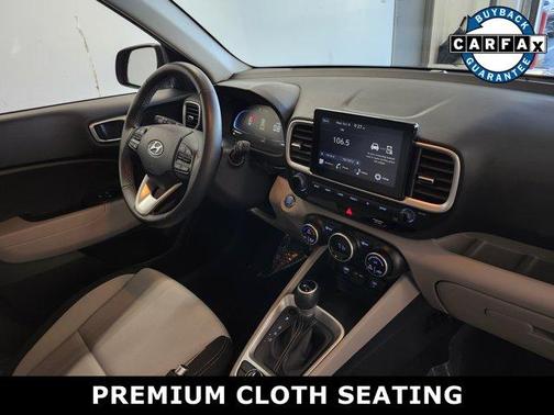 2024 Hyundai VENUE SEL
