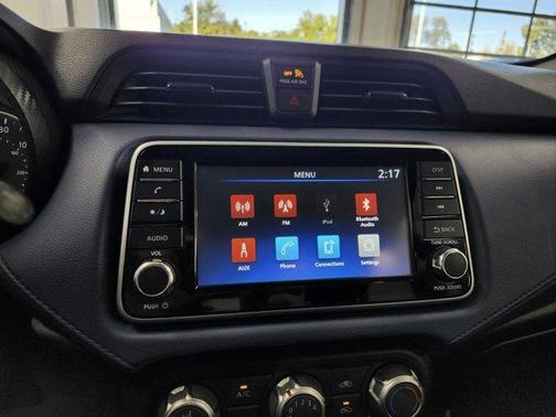2023 Nissan Versa 1.6 SV