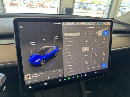 2024 Tesla Model Y Base