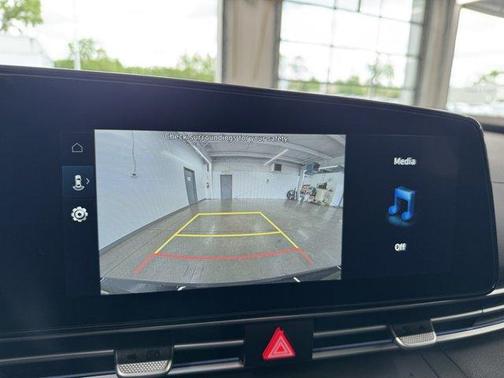 2025 Hyundai ELANTRA HEV Limited