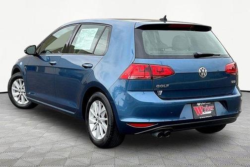 Silk Blue Metallic 2016 Volkswagen Golf TSI S 4-Door
