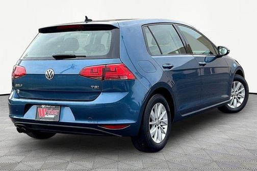 Silk Blue Metallic 2016 Volkswagen Golf TSI S 4-Door