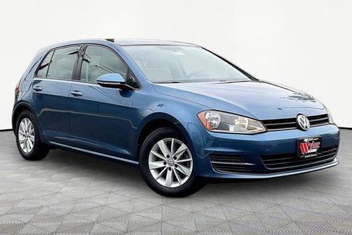 Silk Blue Metallic 2016 Volkswagen Golf TSI S 4-Door