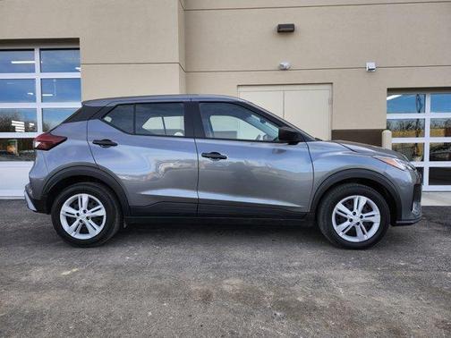 2024 Nissan Kicks S
