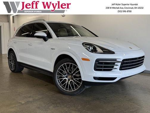 2019 Porsche Cayenne E-Hybrid Base