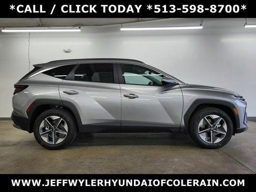 Shimmering Silver 2026 Hyundai TUCSON SEL