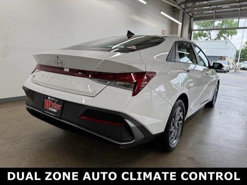 2025 Hyundai ELANTRA HEV Blue