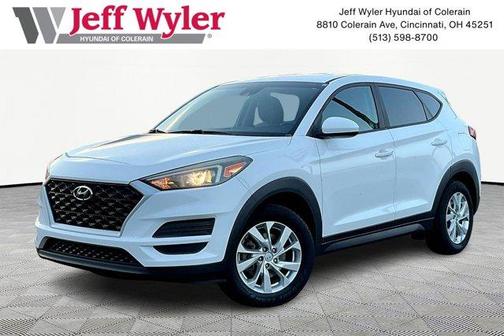 Dazzling White 2019 Hyundai TUCSON SE