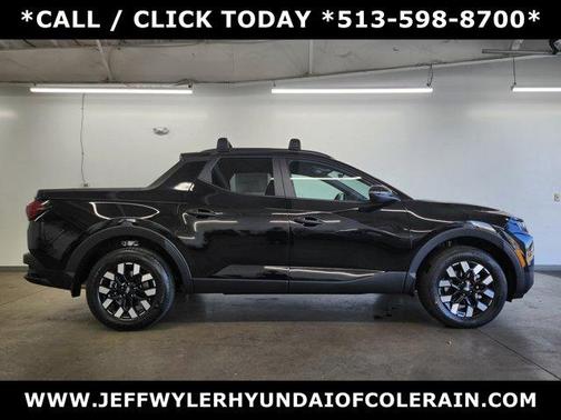 Phantom Black 2026 Hyundai SANTA CRUZ SEL