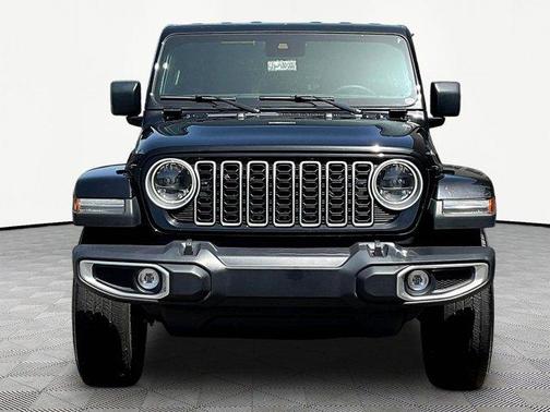 Black Clearcoat 2025 Jeep Wrangler Sahara