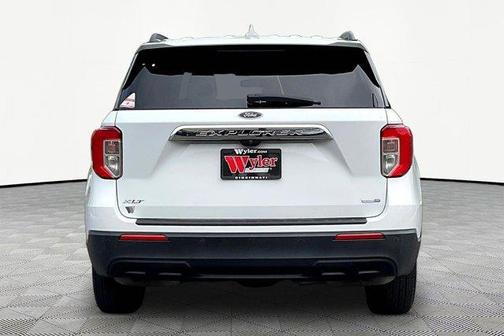 Oxford White 2020 Ford Explorer XLT