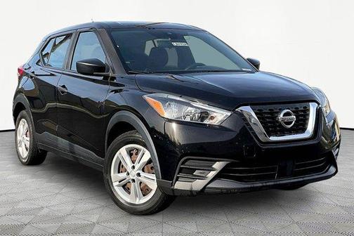 2020 Nissan Kicks S