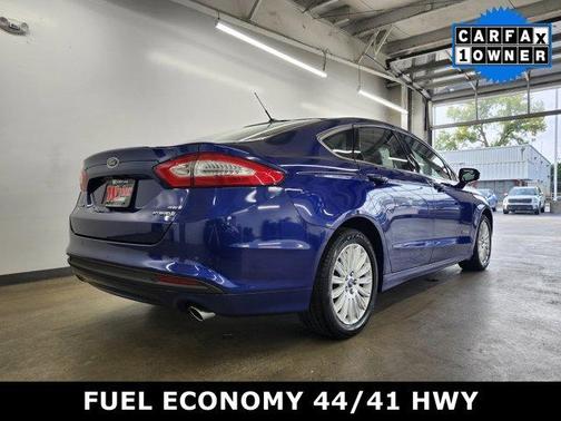 2014 Ford Fusion Hybrid SE