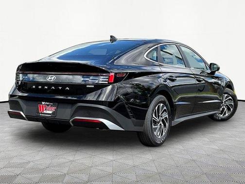 Black 2026 Hyundai SONATA Hybrid Blue