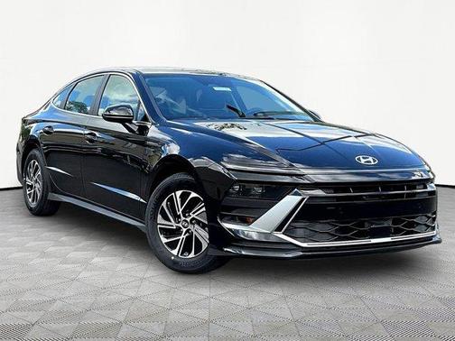 Black 2026 Hyundai SONATA Hybrid Blue