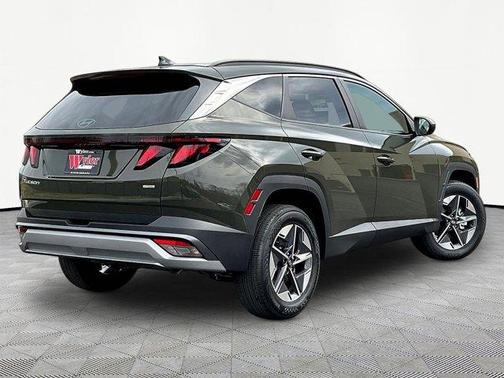 Green 2026 Hyundai TUCSON SEL