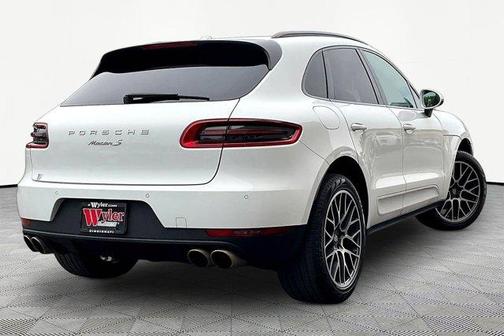 White 2018 Porsche Macan S