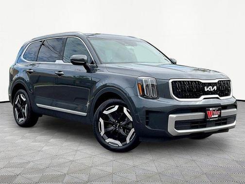 Gravity Gray 2023 Kia Telluride EX
