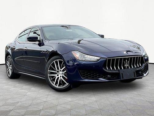 Blu 2019 Maserati Ghibli S Q4