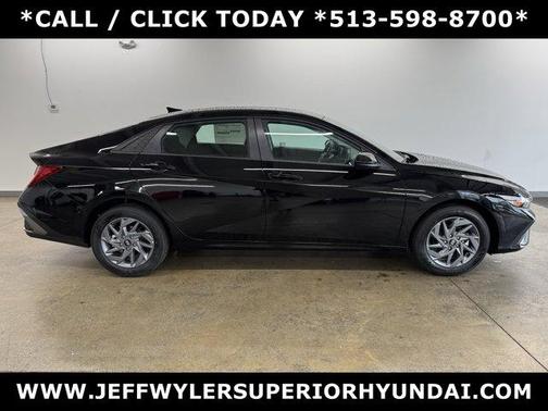 2025 Hyundai ELANTRA HEV Blue