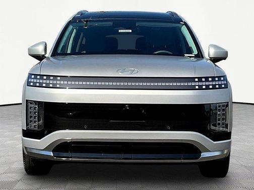 Gold 2026 Hyundai IONIQ 9 PERFORMANCE CALLIGRAPHY DESIGN