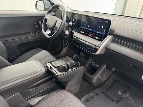 2025 Hyundai IONIQ 5 SE Standard Range