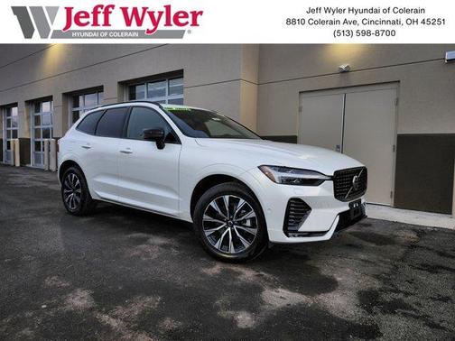 2025 Volvo XC60 B5 Plus