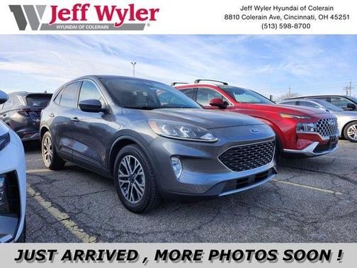 2022 Ford Escape SEL