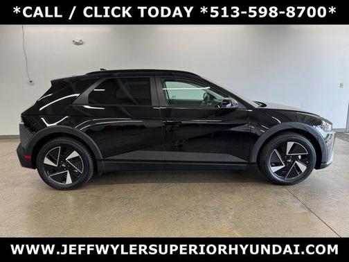 2025 Hyundai IONIQ 5 SEL