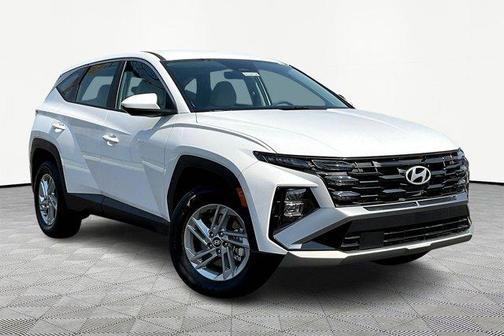 Serenity White Pearl 2026 Hyundai TUCSON SE