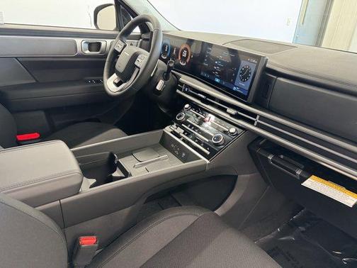 2025 Hyundai SANTA FE SE