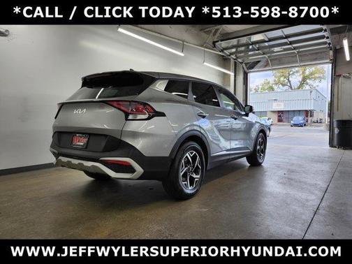2025 Kia Sportage LX