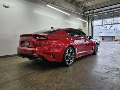 2018 Kia Stinger GT2