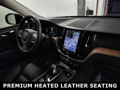 2022 Volvo XC60 Recharge Plug-In Hybrid T8 Inscription Expression Extended Range